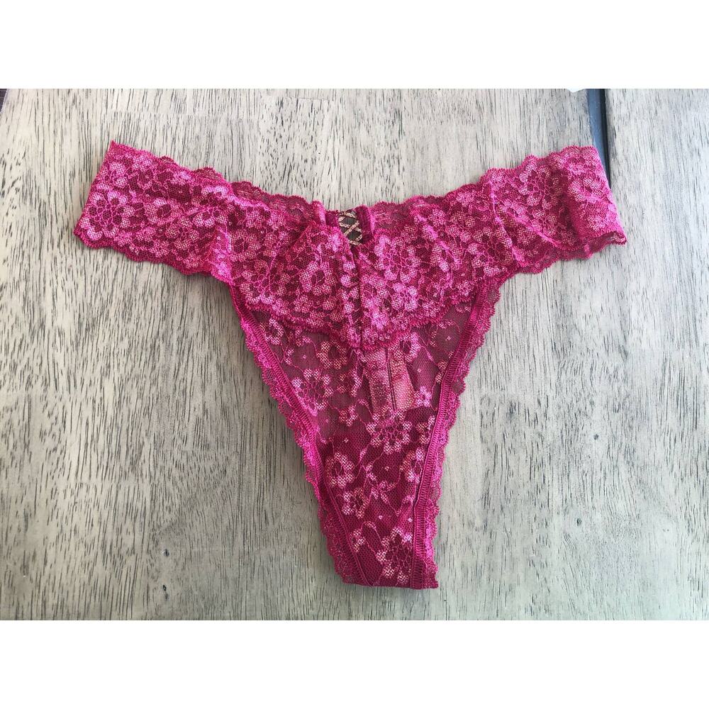 Victoria's Secret Magenta and Gold Floral Lace Lattice Thong - L
